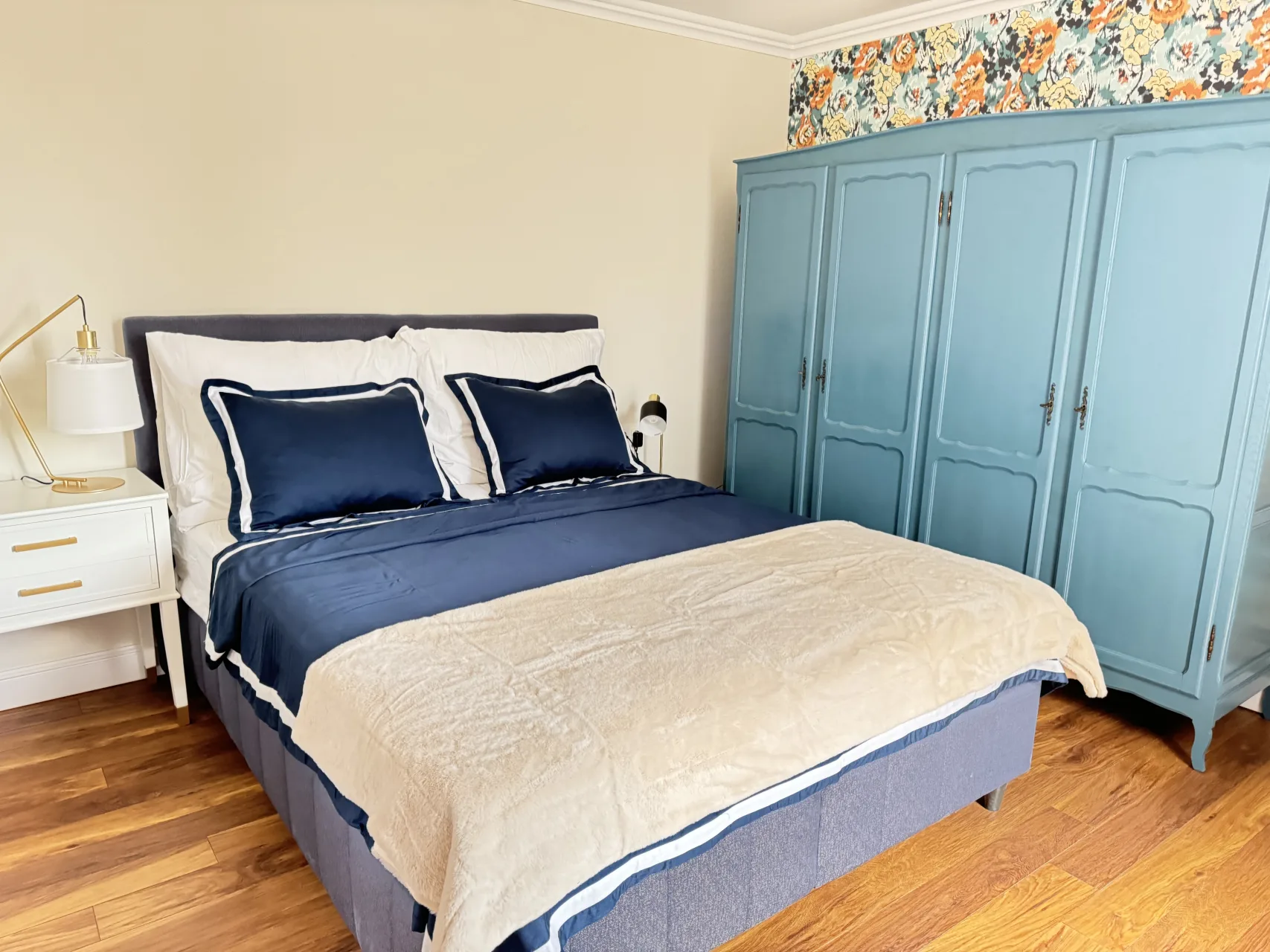 Anabel Home