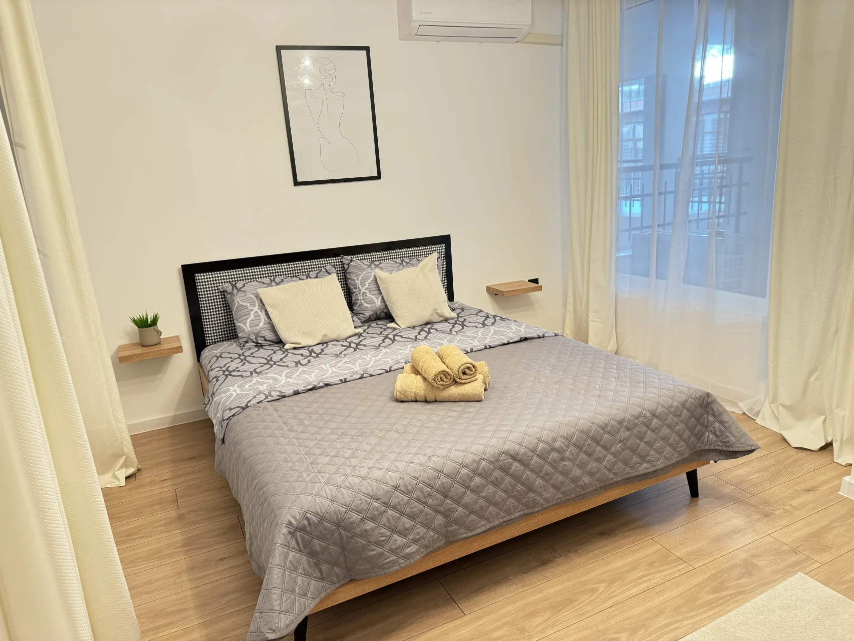 Art Home