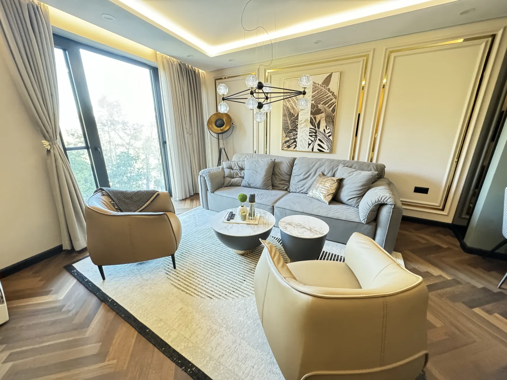 Kandinski LUX Apartament