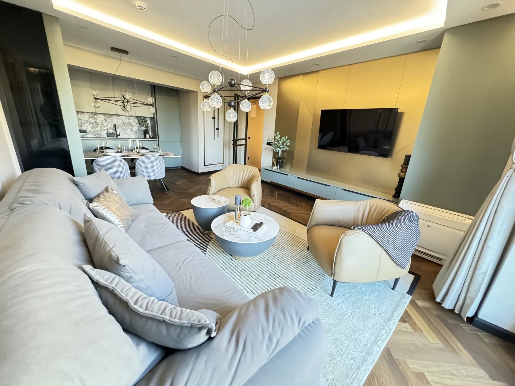 Kandinski LUX Apartament